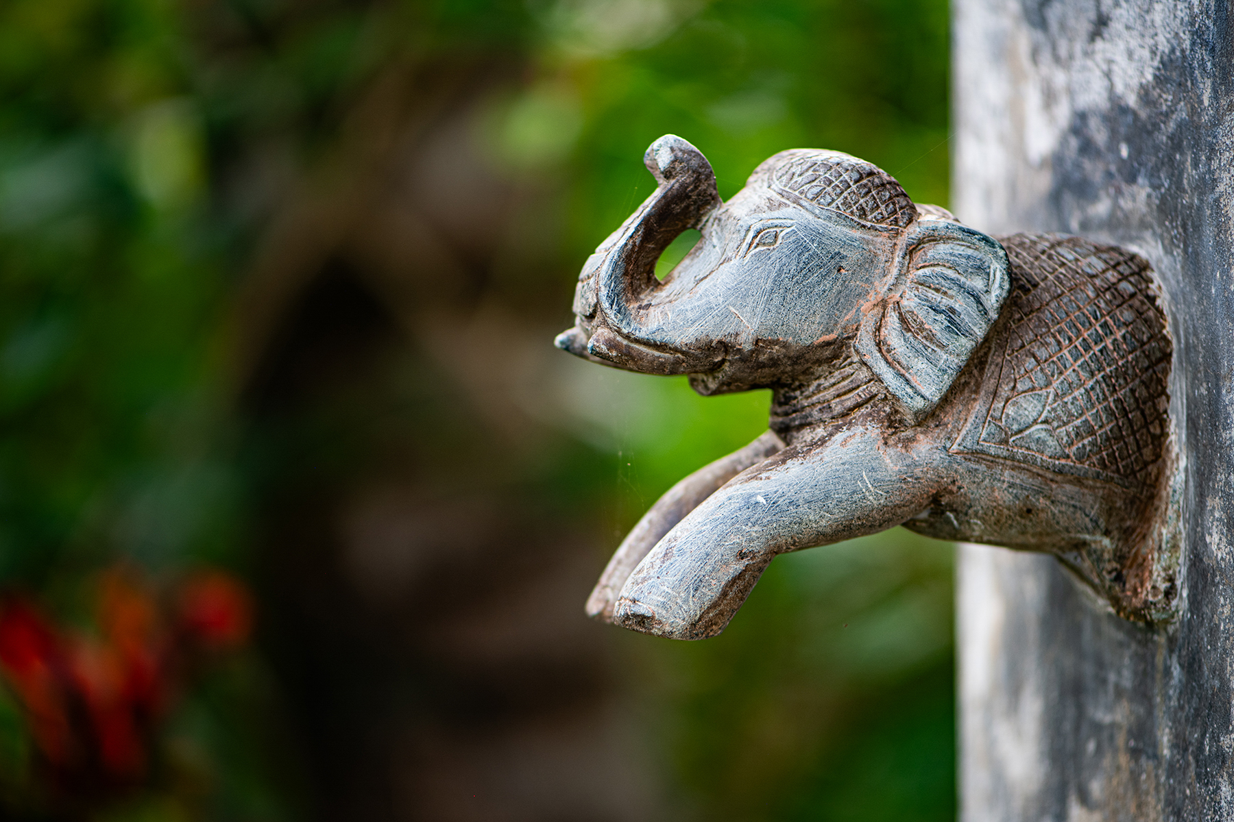 Hand carved elephant fountain